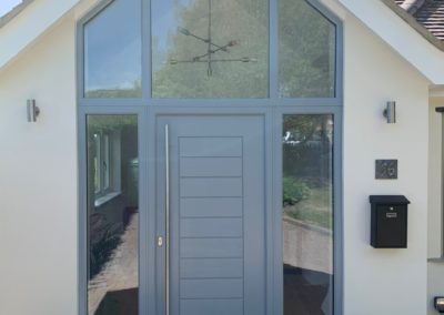 Light Grey Solidor With Raked Frame & Side Panels